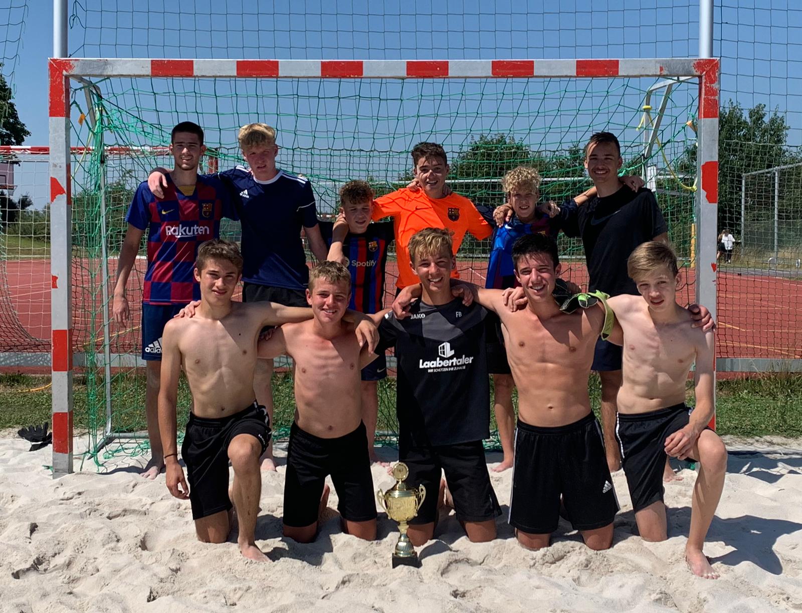 PEDOS gewinnen Beach-Soccer-Turnier